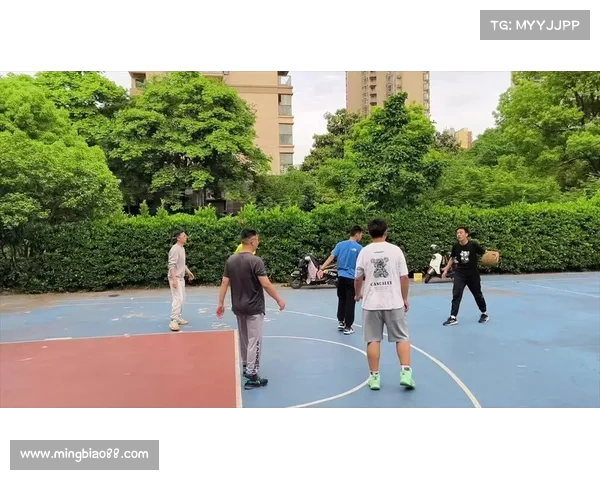 今夏NBA球星集体练武 哈登双截棍少林文班成焦点