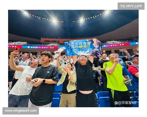 杨瀚森九月参加开拓者队季前训练营及相关培训活动全面提升篮球技能 杨瀚森九月参加开拓者队季前训练营及相关培训活动全面提升篮球技能